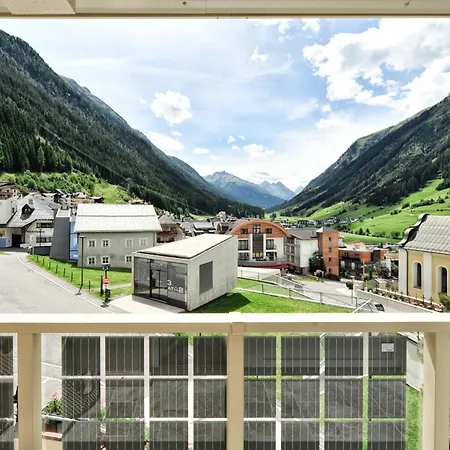 Jaegerhof Hotel 4*