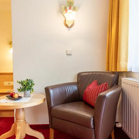 Jaegerhof Hotel 4*