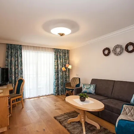 فندق Jaegerhof 4*